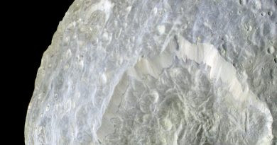 Cratère Herschel sur Mimas